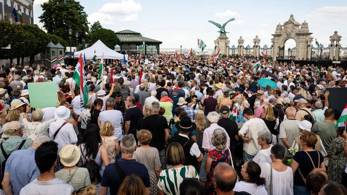 Orbán Viktor: Veled vagyunk, Elnök úr!
