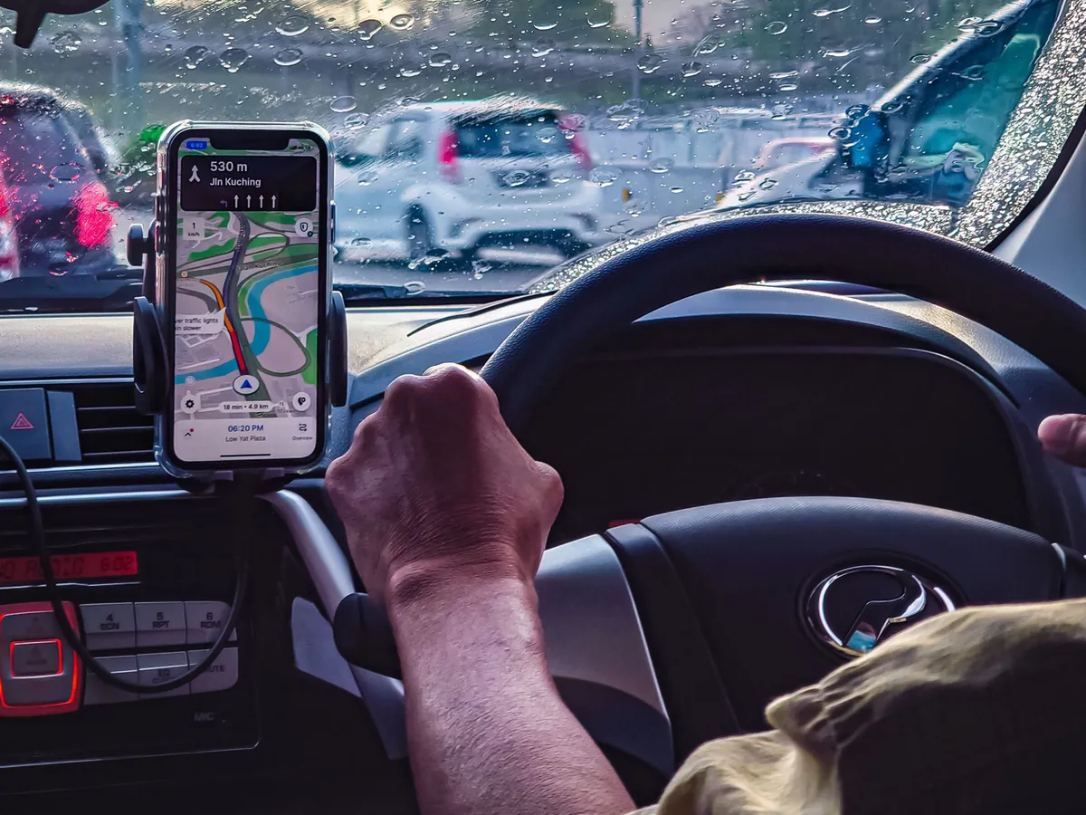 Waze hiba az Apple CarPlay rendszerében