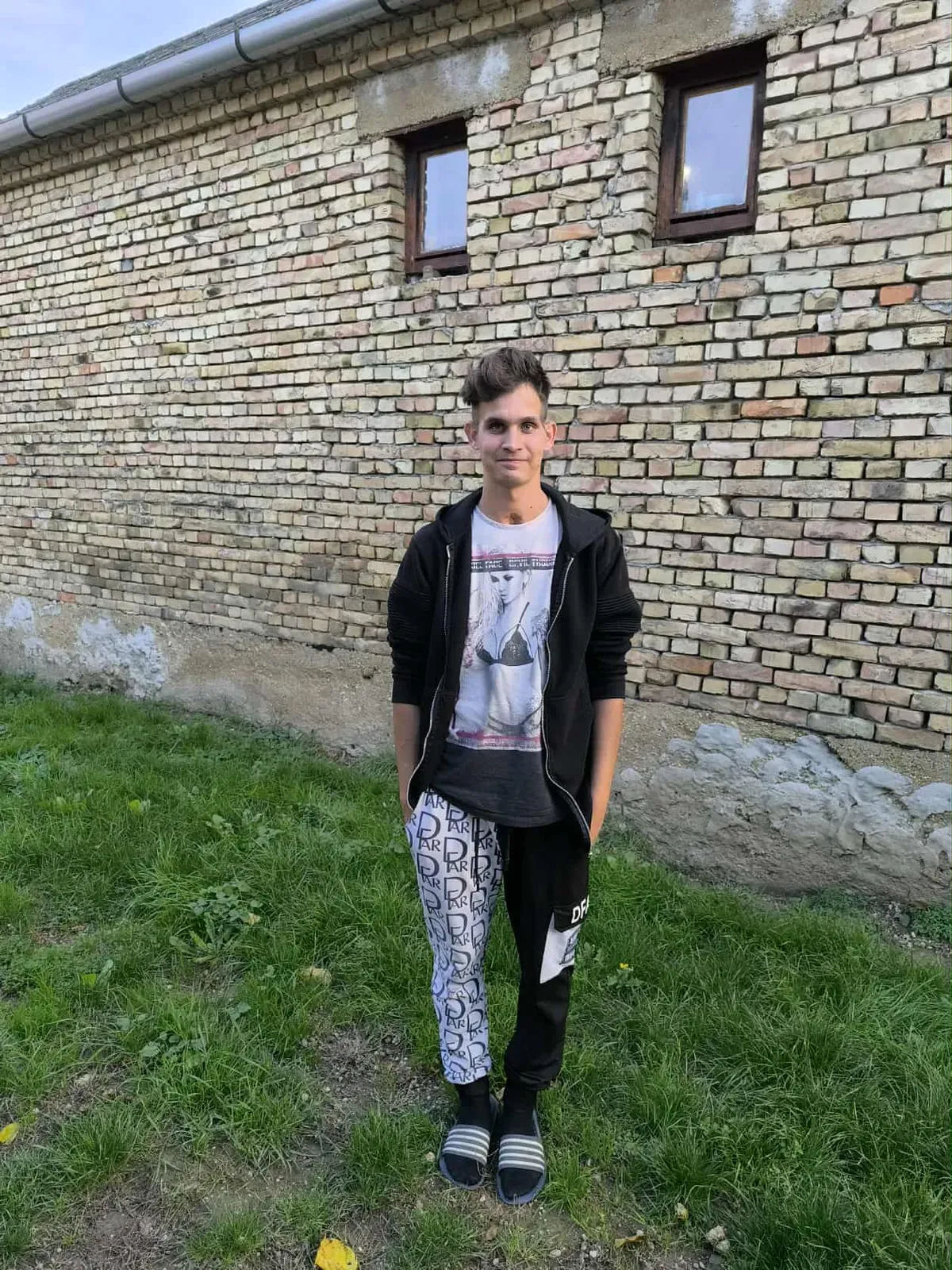 A várpalotai hintabaleset sérültje
