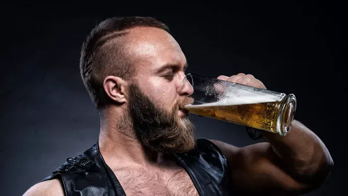 Alkoholos mámorban készül élete első versenyére a testépítő