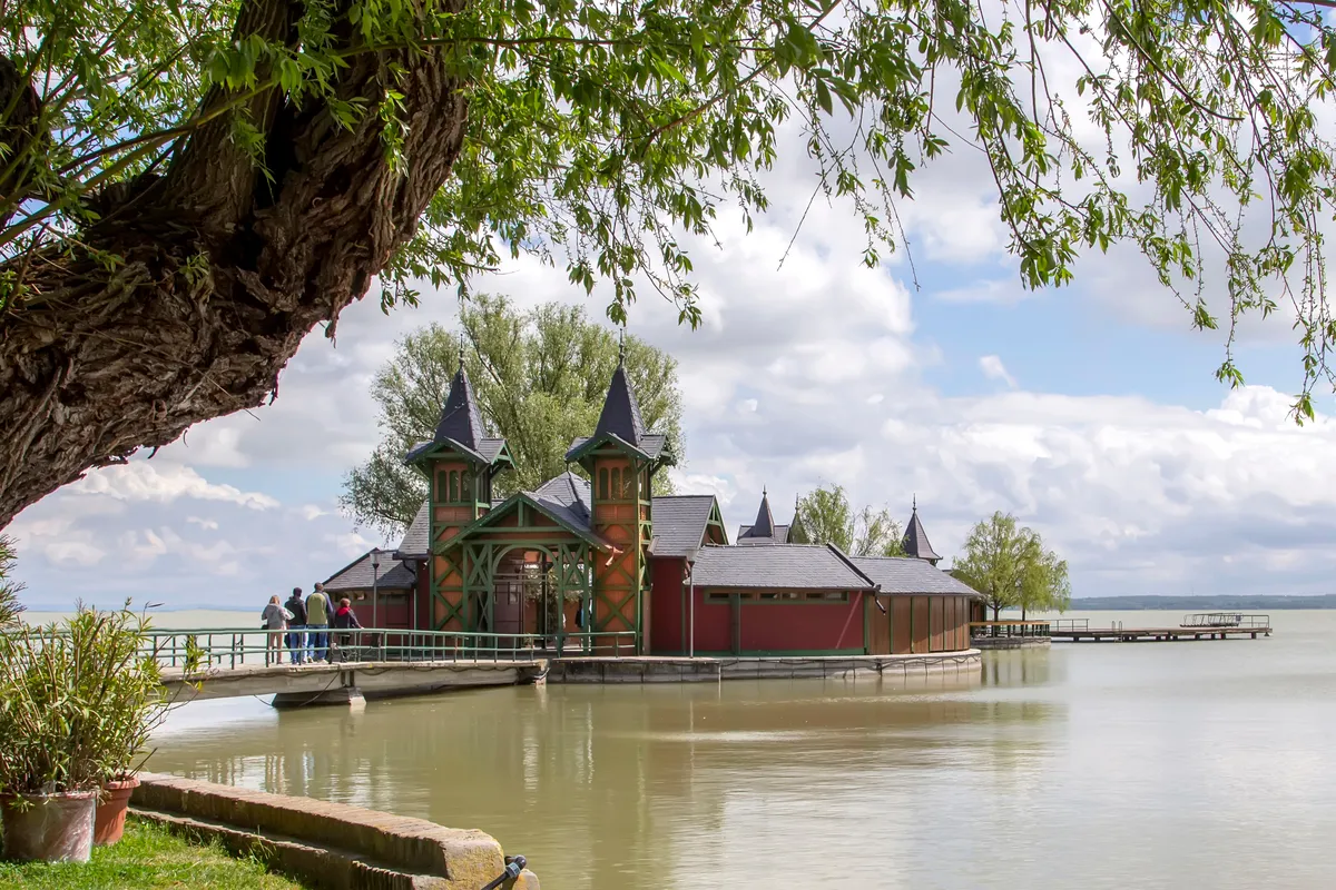 keszthelyi Szigetfürdő