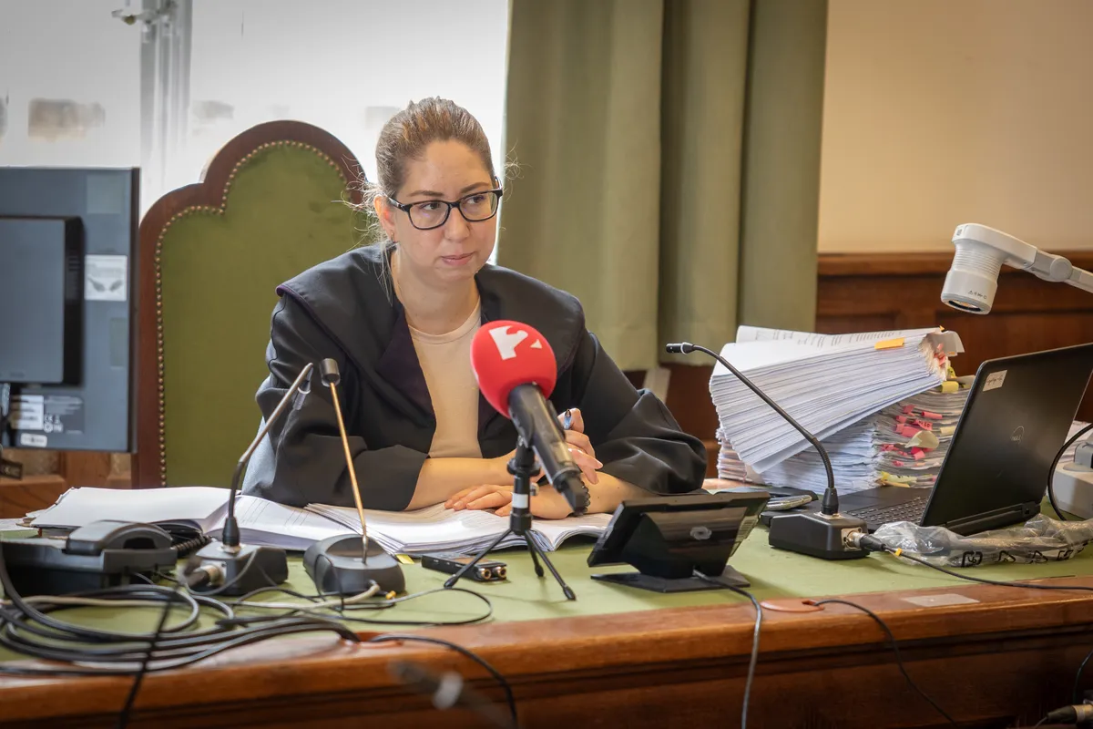 Vizi Veronika bírónő a Hableány-ügy tárgyalásán