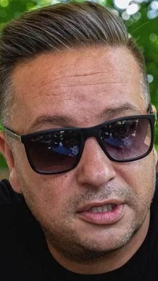 Szakított L.L. Junior és Frey Tímea