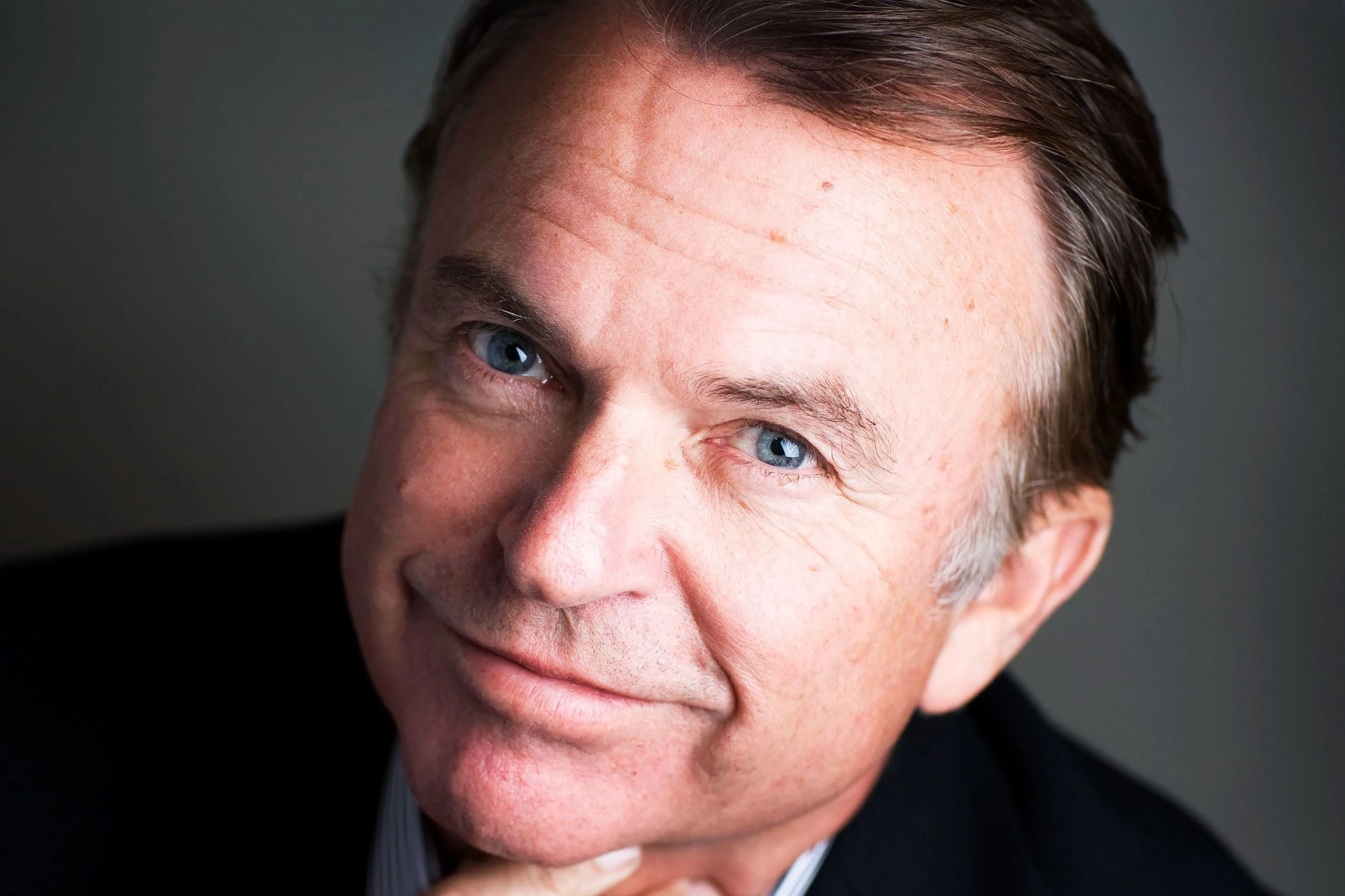 Sam Neill: így lett a félénk kisfiúból világsztár