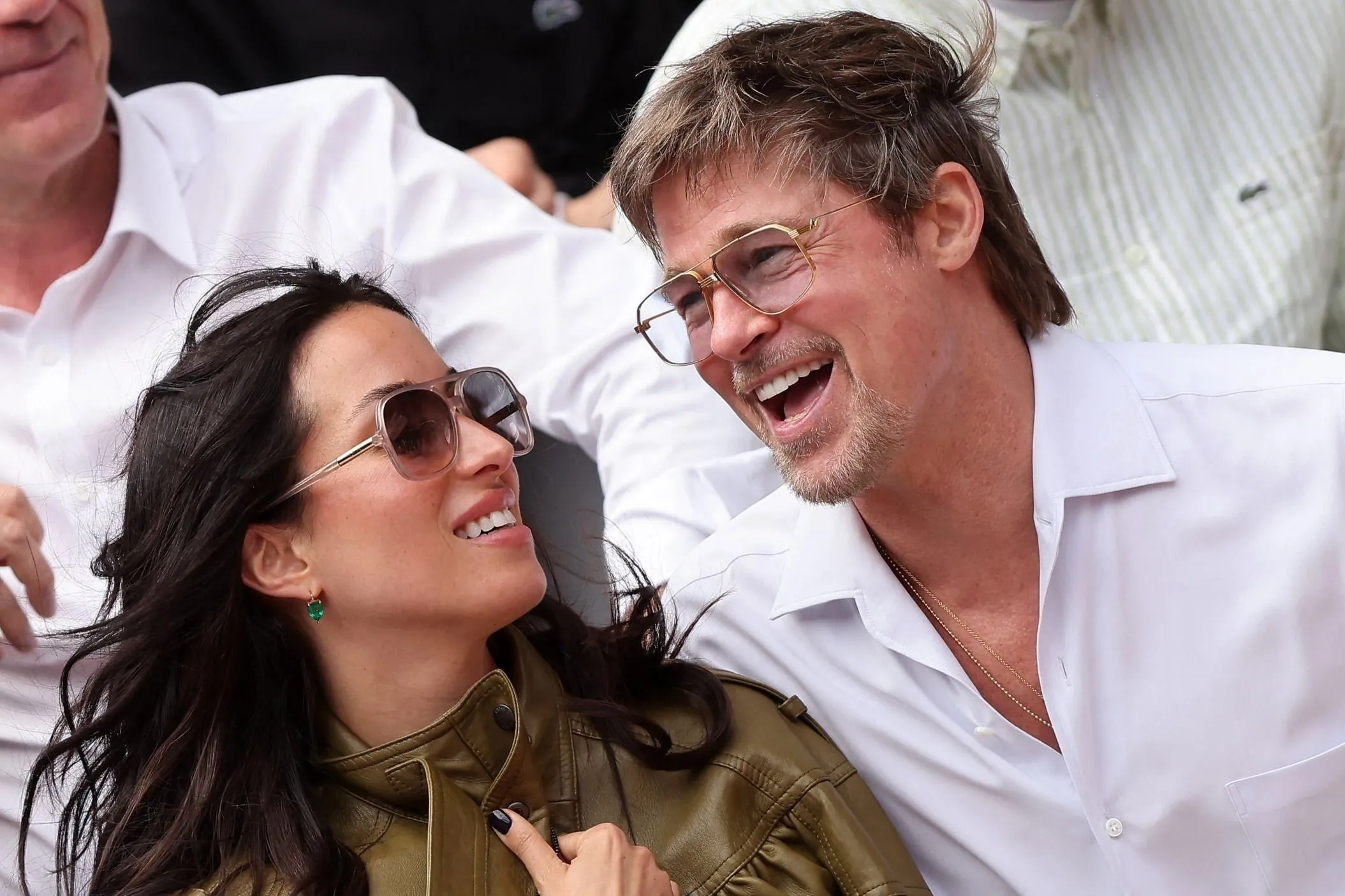 Brad Pitt és párja kapcsolata 4 év után szintet lépett