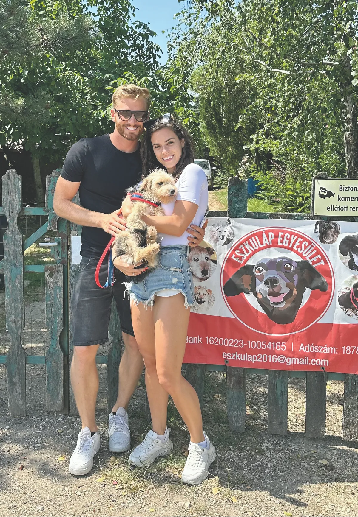 Francia-Polinézián vagy Hawaii-on képzelik el a nászutat.