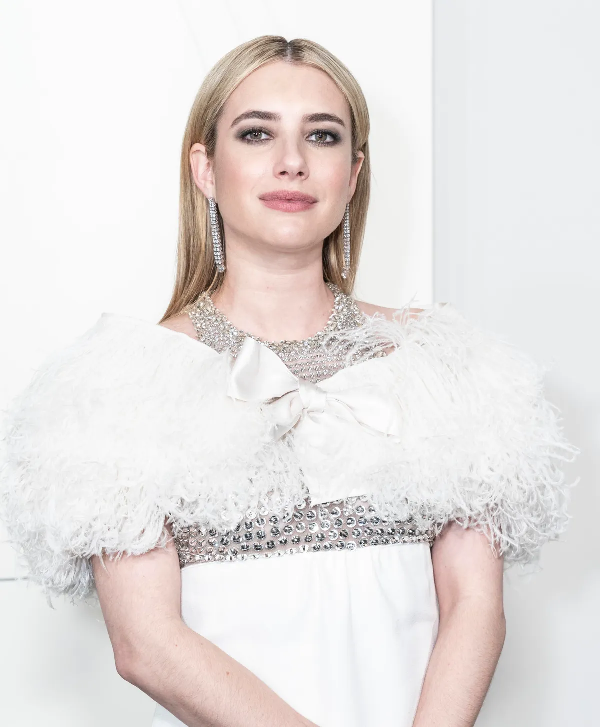 Julia Roberts unokahúga, Emma Roberts Cody Johnnak mondta ki a boldogító igent.