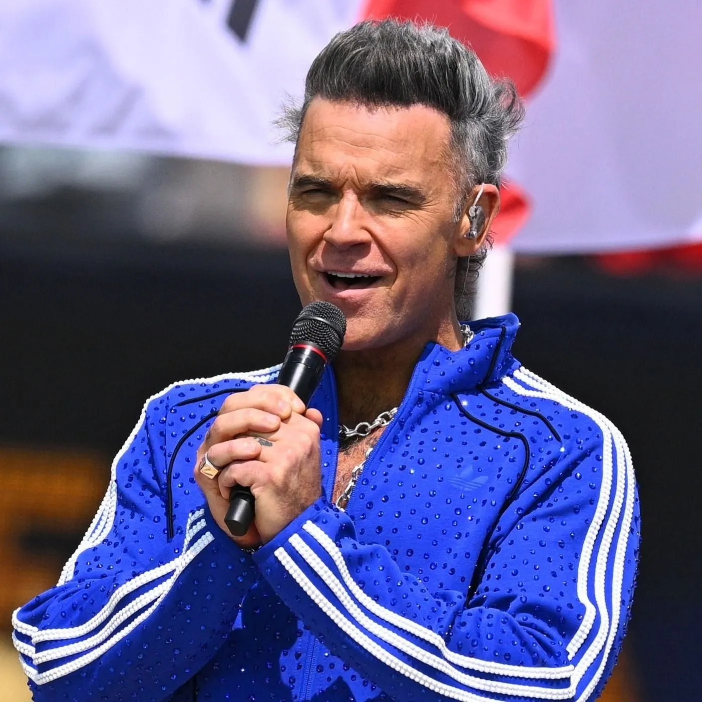 Újra visszaesett az énekes? Robbie Williams reagált a róla terjedő drogvádakra