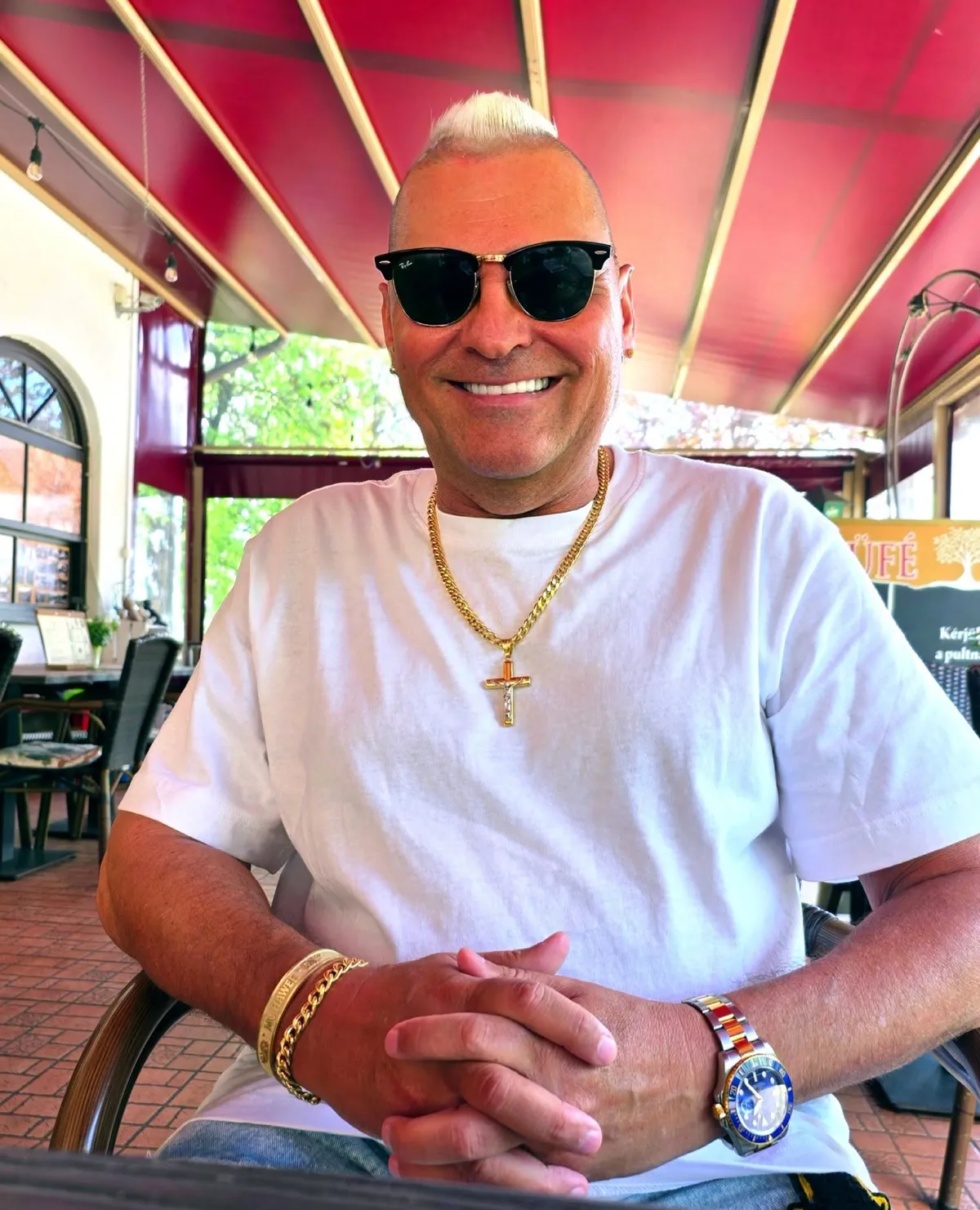 A mulatós rapper nem csinál titkot abból, hogy nem sajnálja a pénzt a divatra.