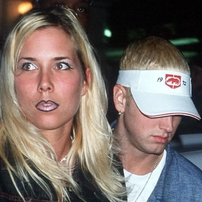 Eminem volt feleségét eszméletlen állapotban szállították kórházba