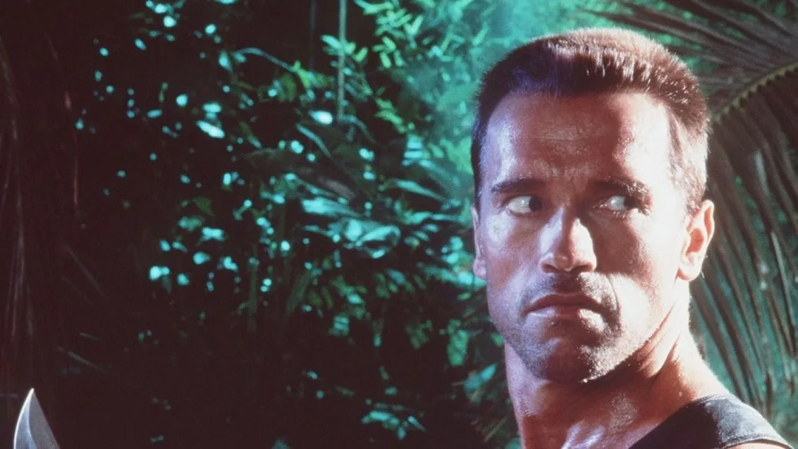 Üvöltözve rohant a magyar énekes Arnold Schwarzenegger után