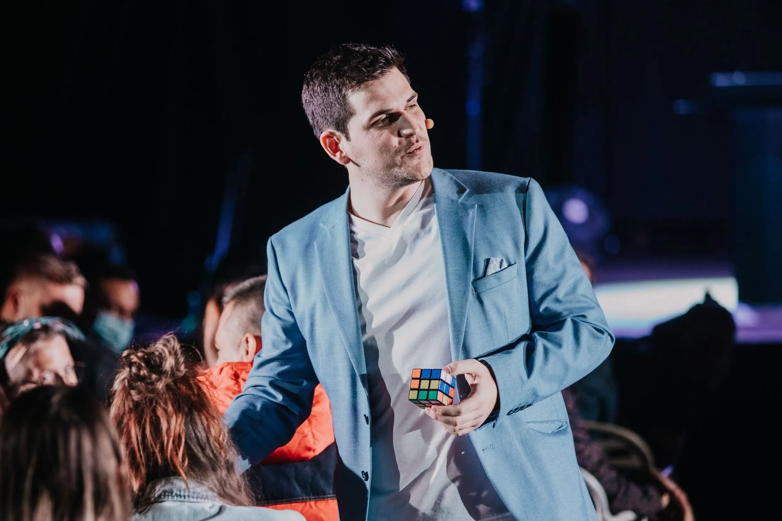  Kiss. V. Balázs: „Az illuzionista feladata nem a becsapás”