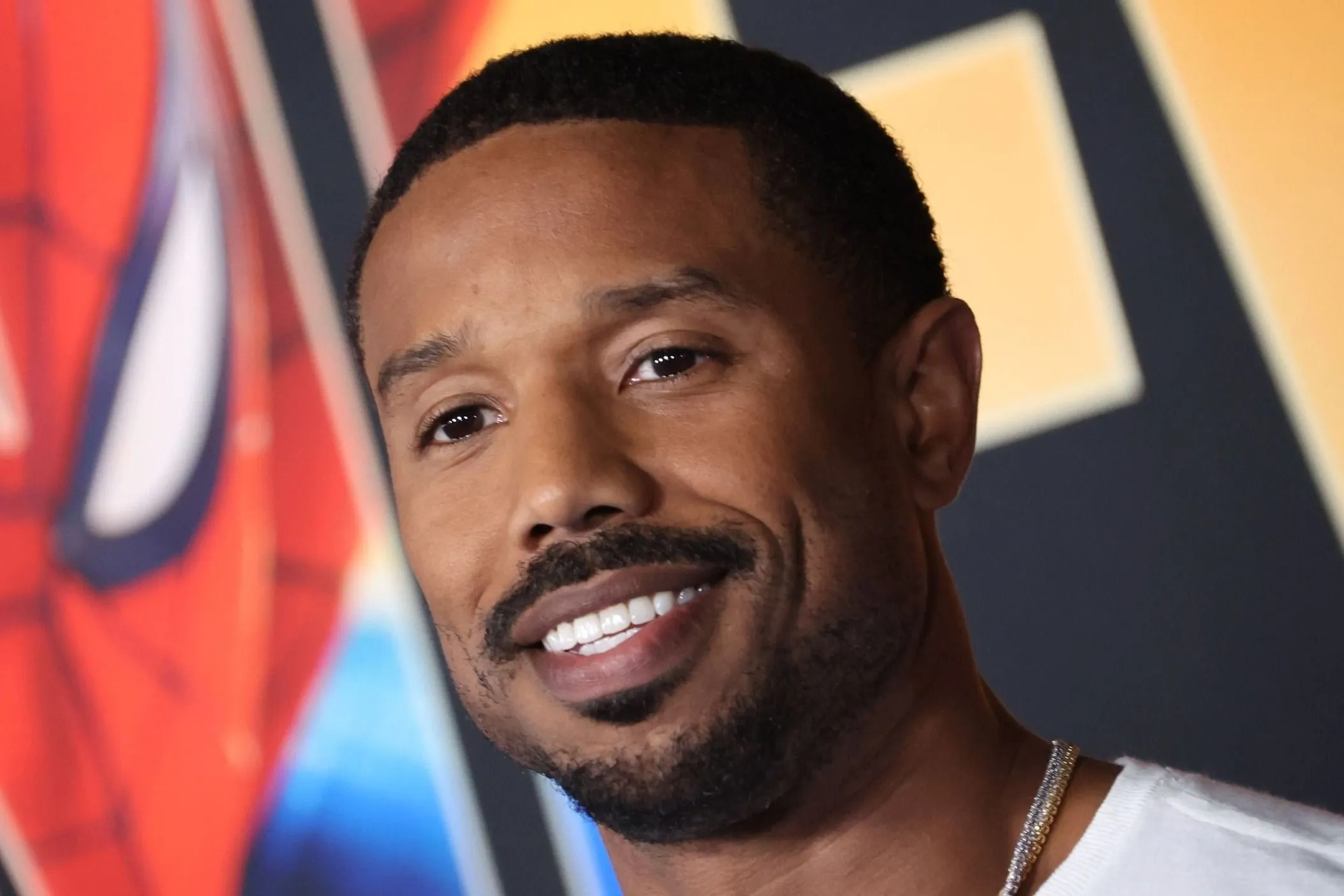 Michael B. Jordan és RAYE összejöttek?