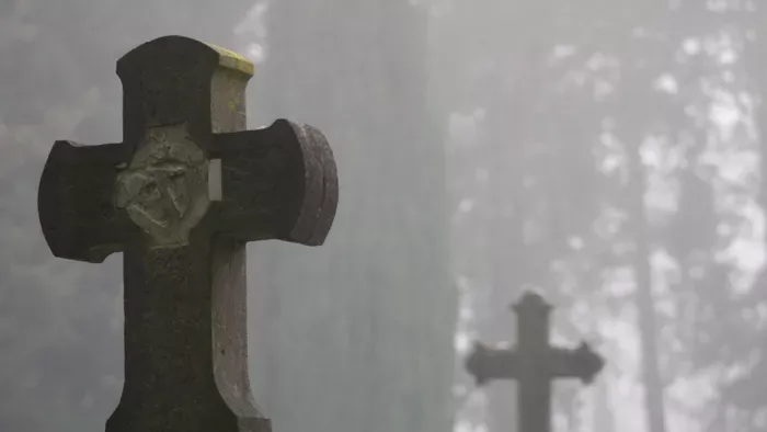 „Olyan volt, mint Auschwitz” – rémálmok gyötrik a nőt, miután kiderült, hogy édesapja holtteste egy horrorisztikus ravatalozóban hevert