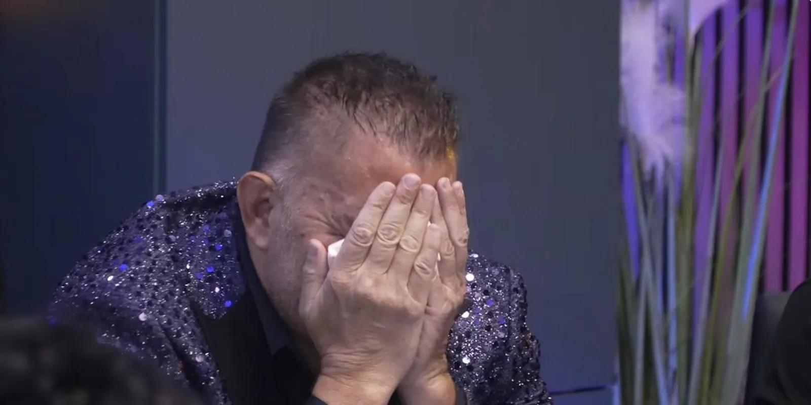 Gáspár Győző zokogásban tört ki a kamerák előtt