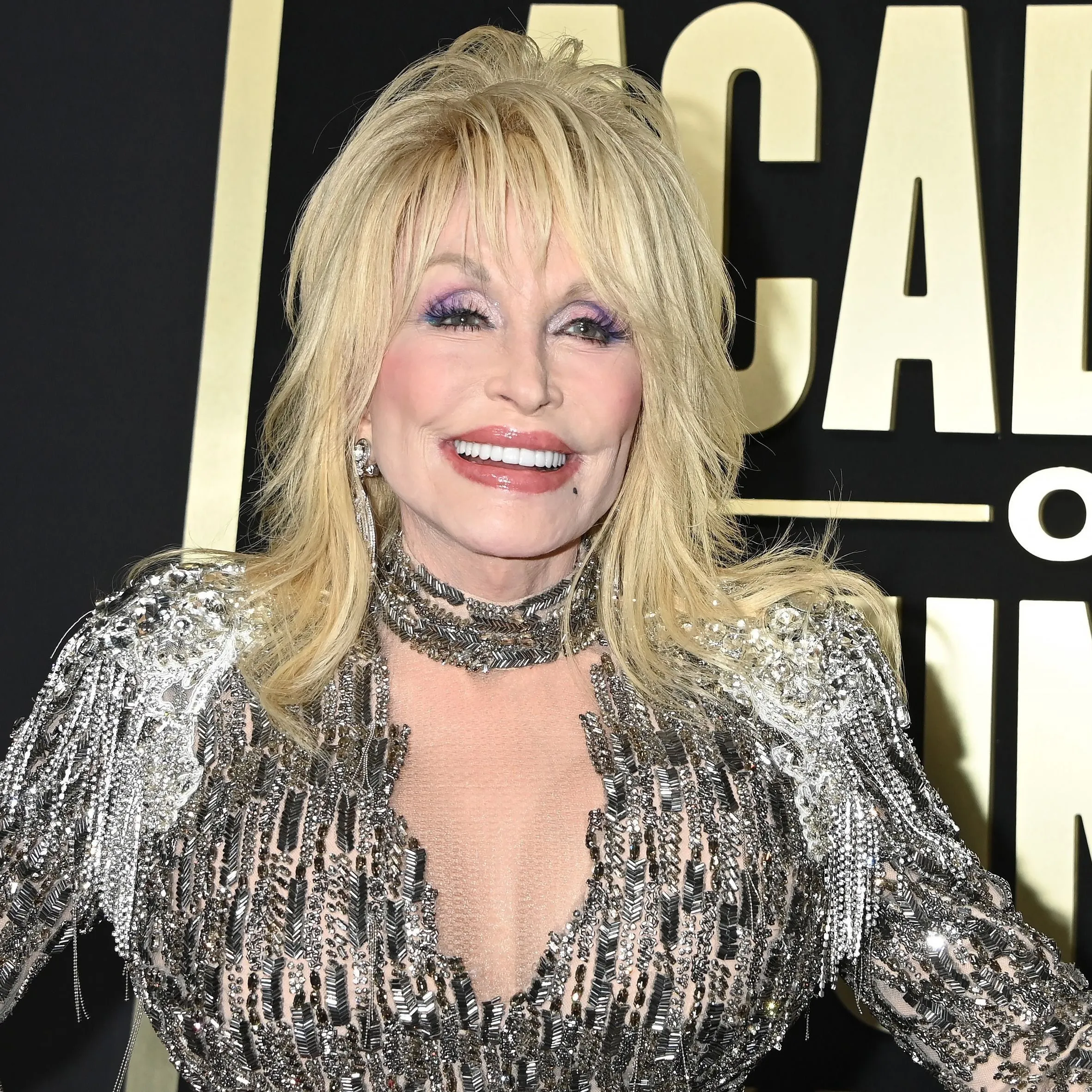 Dolly Parton utolsó napjaiban is másokon akart segíteni: szívszorító, mit árult el róla testvére