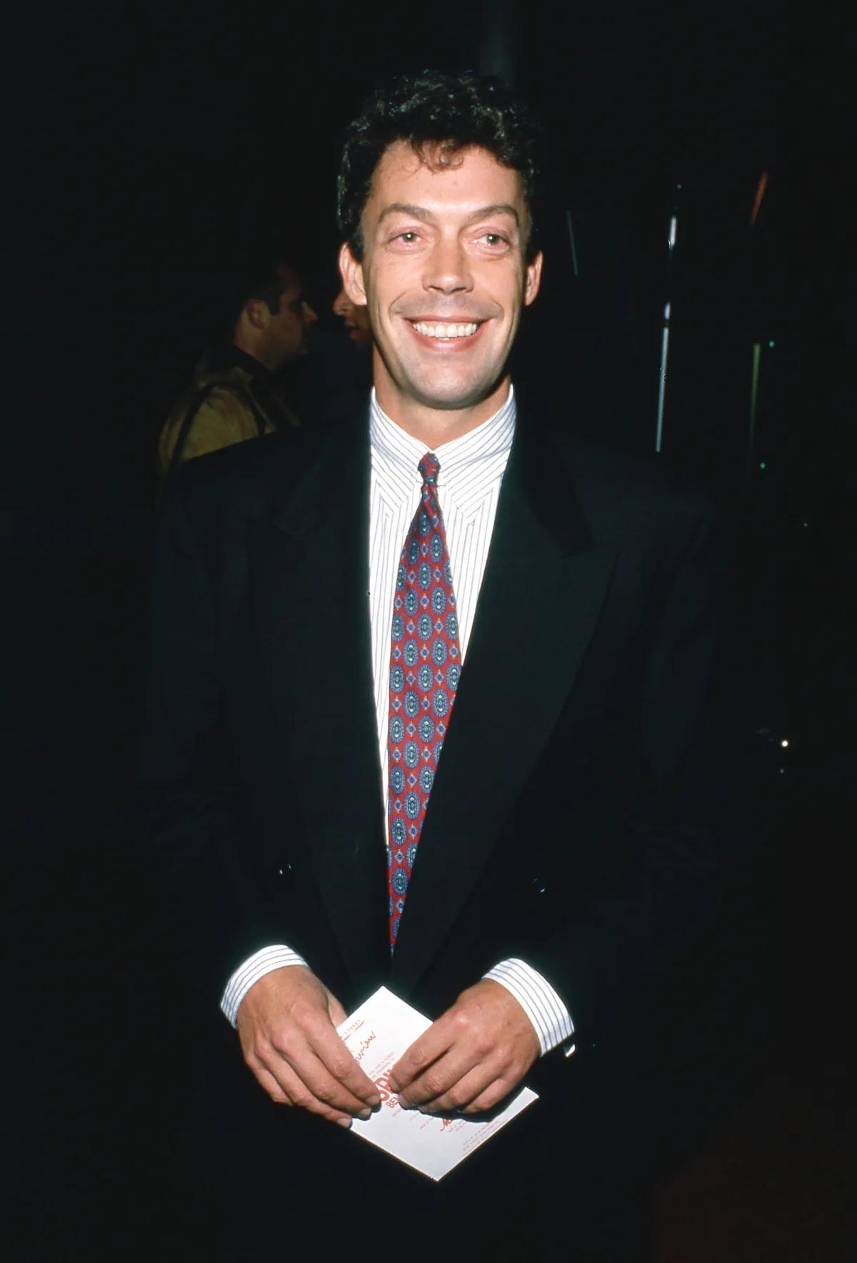 Tim Curry a harmadik szereplő a Reszkessetek, betörők! 2 sztárjai közül, aki idén meghalt