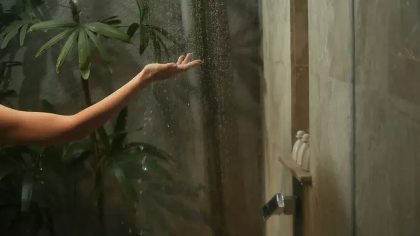 Ezért nem jó ötlet a forró zuhany közvetlenül egy hosszú repülés után