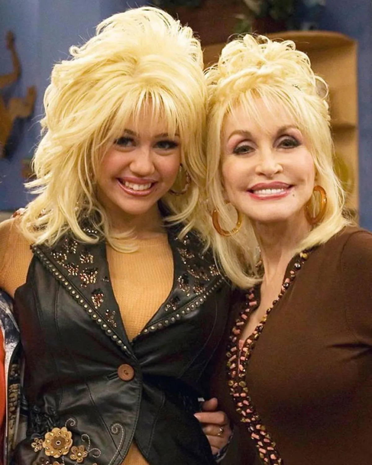 Dolly Parton és Miley Cyrus szoros kapcsolatot ápoltak.