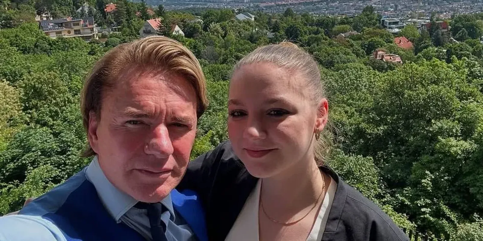 Vége: a TV2 sztárja szakított 32 évvel fiatalabb párjával