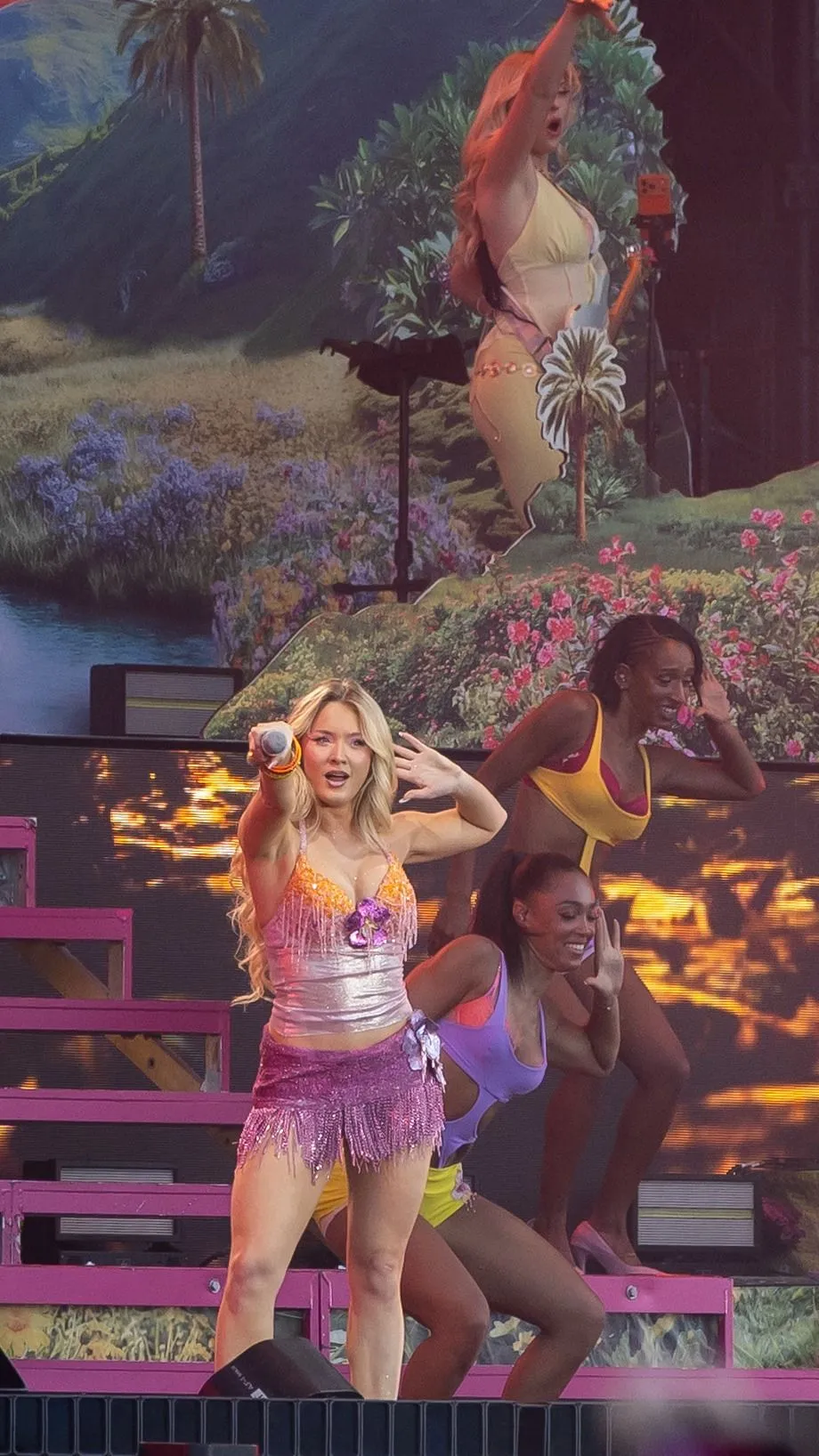 Zara Larsson Fluor Tomi Mizujára tombolt a Szigeten
