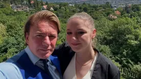 Vége: a TV2 sztárja szakított 32 évvel fiatalabb párjával