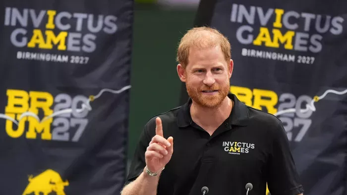 Kik akadályozzák, hogy Harry herceg kibéküljön Károllyal?
