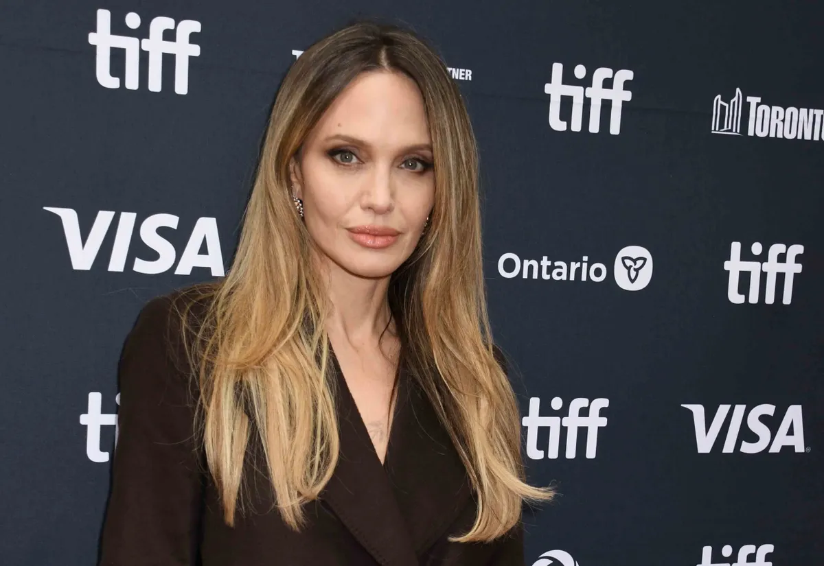 Angelina Jolie-t nem lepte meg, hogy volt férje újra iszik. Szerinte Brad Pitt sosem fog megváltozni.