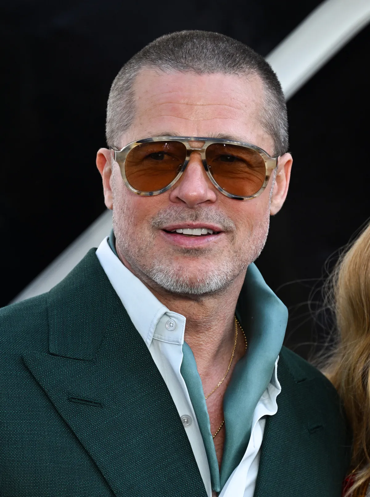Brad Pitt hét évig nem ivott, úgy tűnik, eddig bírta alkohol nélkül.