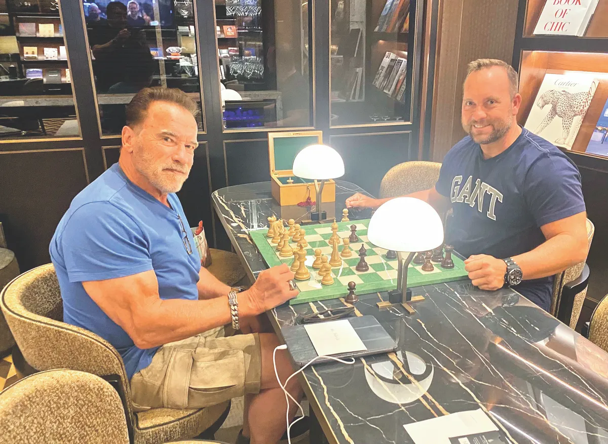 Arnold Schwarzenegger magyar barátjával, Szedlacskó Ádámmal