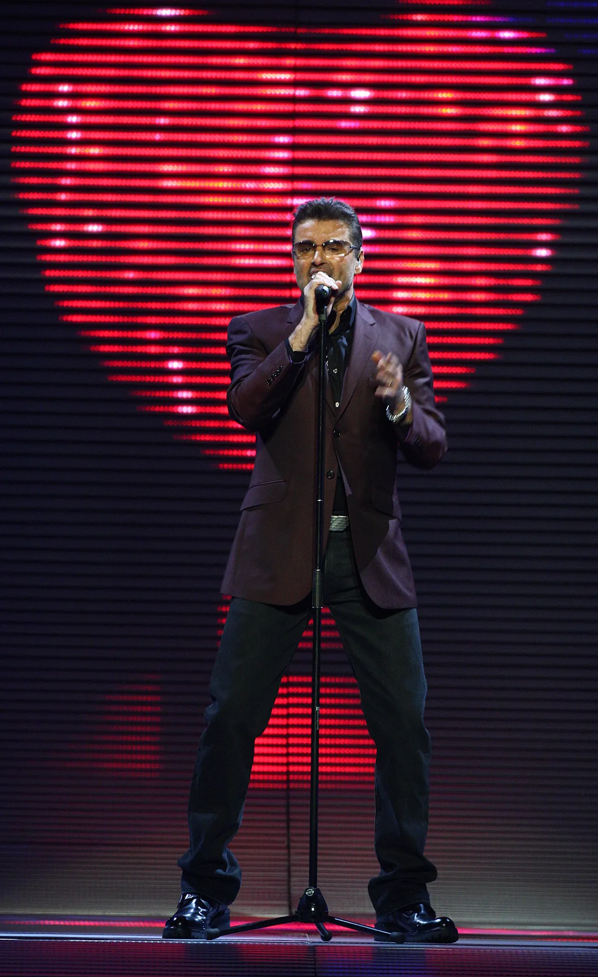 November 6-án jelenik meg a George Michael: The Faith Tour című koncertalbum.