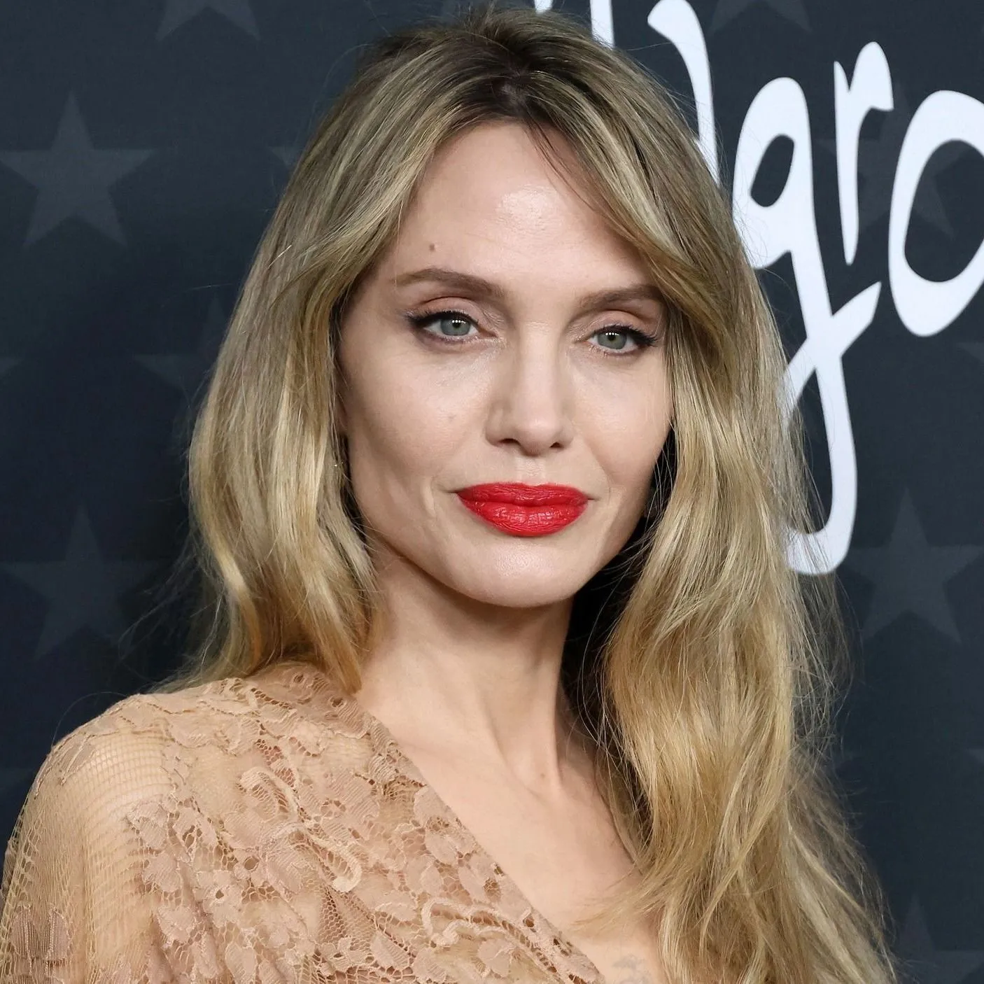 Angelina Jolie eladta álomotthonát: ennyiért kelt el a birtoka