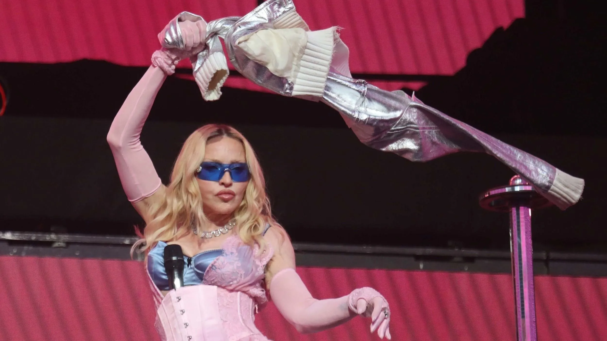 Madonna merész show-val nyitotta meg a 2026-os MTV VMA-t