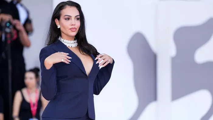 Georgina Rodríguez nagy figyelmet keltett Velencében