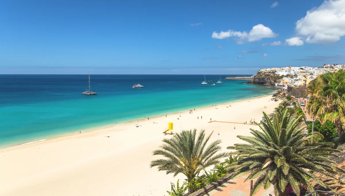 Beautiful,Sandy,Beach,In,Morro,Jable.,Fuerteventura,,Canary,Islands,,Spain
