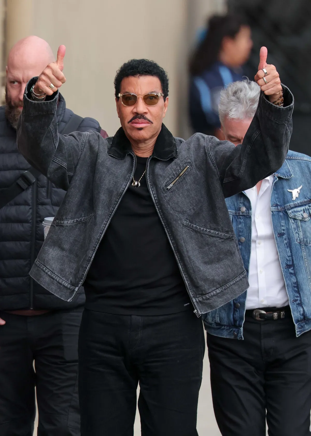 Lionel Richie az elmúlt időszakban már másodszor lett rosszul koncertezés közben.