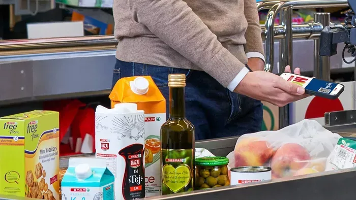 Örülhetnek a SPAR-vásárlók: mostantól a kassza automatikusan a legnagyobb kedvezményt keresi