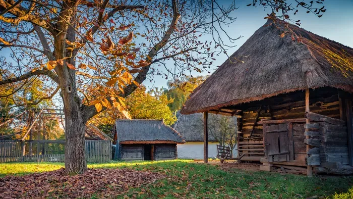 Szép őszi kép a Vasi Skanzen szabadtéri néprajzi múzeumáról.