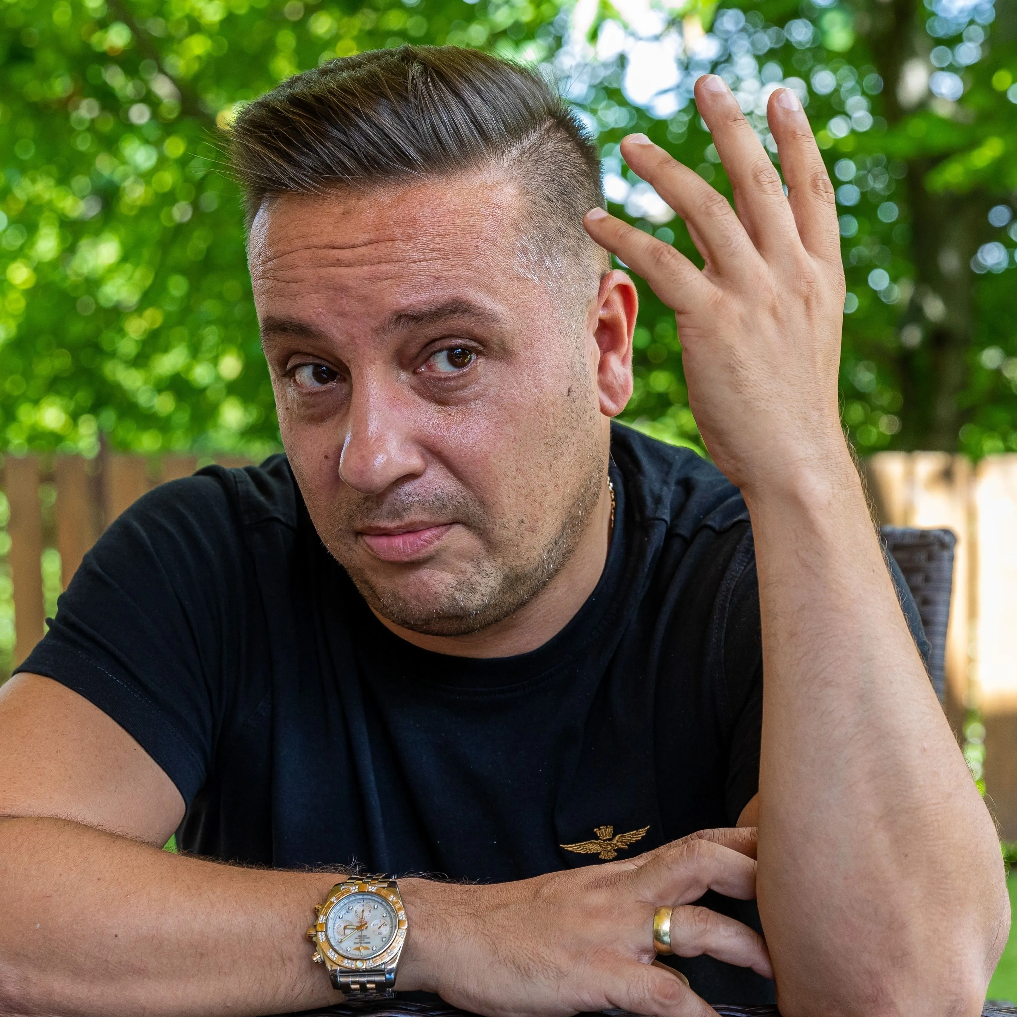 L.L. Juniort kórházba szállították: igyekszik elviccelni, de valójában nagy a baj