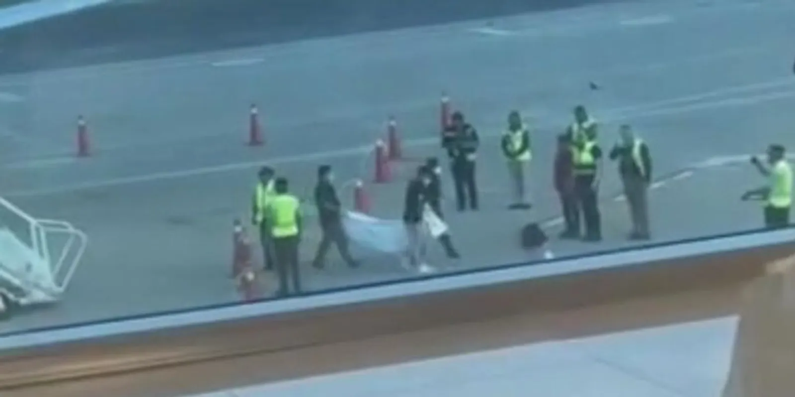 Holtan találtak egy 28 éves nőt a repülőgépen