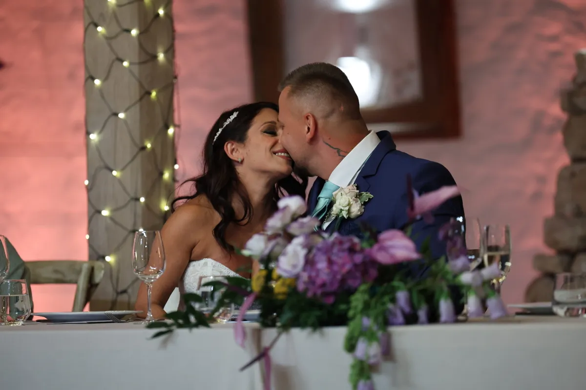A Házasság első látásra kísérlete végén Laci és Maya is a válás mellett döntöttek, de szerettek volna továbbra is egy párként működni.