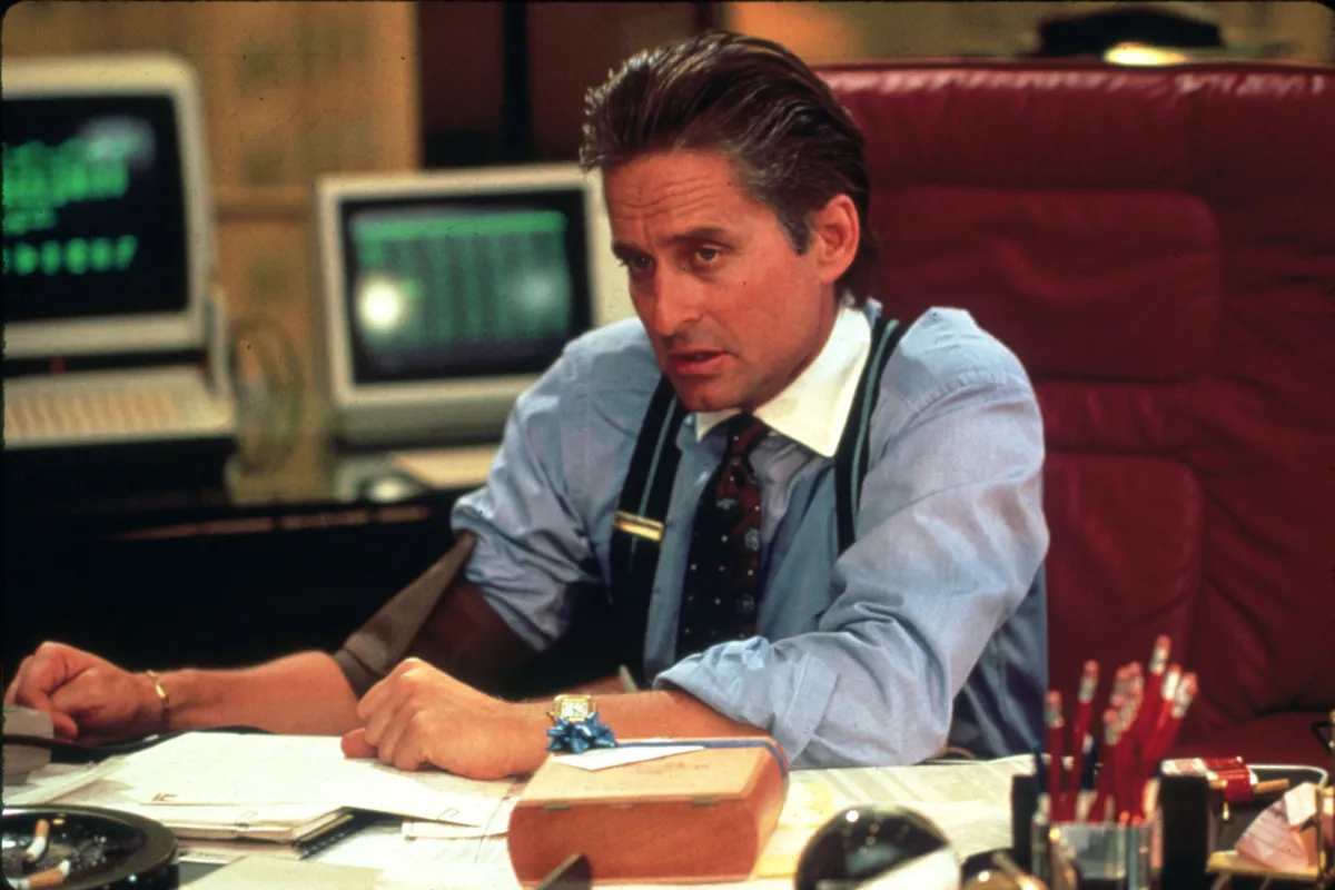 Michael Douglas bocsánatot kért Diana hercegnétől a Tőzsdecápák című film vetítésén, amiért a karaktere durva nyelvezetet használt.