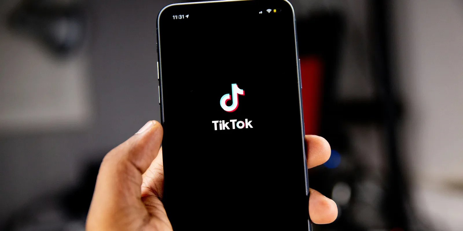 Videókban osztotta meg a démonológus férfi nők adatait