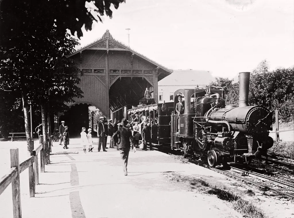 1912: a Fogaskerekű Svábhegy állomása (1890-ig végállomása). - Magyar Földrajzi Múzeum / Erdélyi Mór cége