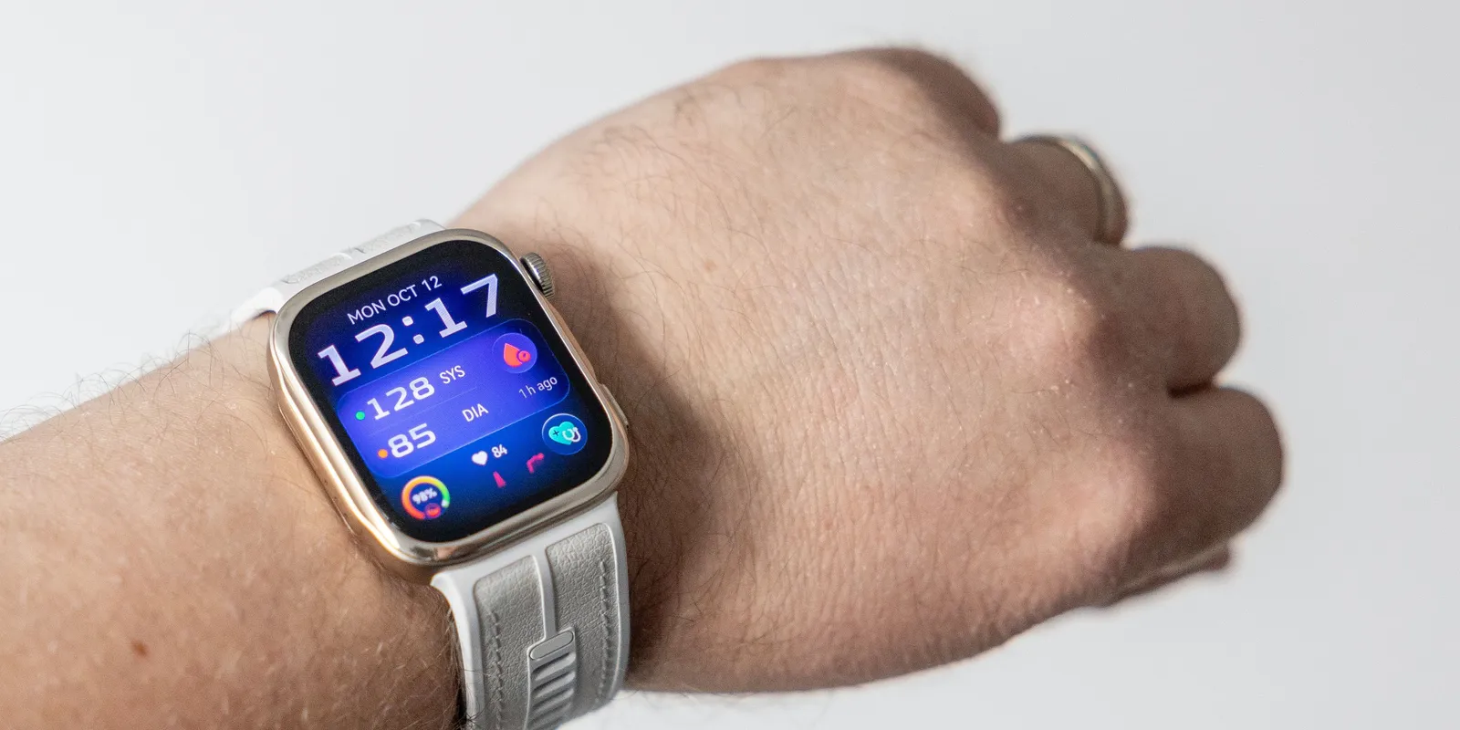 Magyarországon is elérhető a Huawei Watch D3