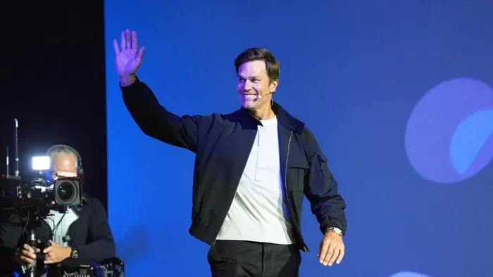 Egy párt alkot Tom Brady és Candice Swanepoel